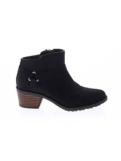 Pre-owned Teva Ankle Boots In Black