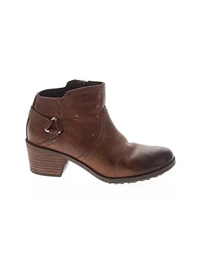 Pre-owned Teva Ankle Boots In Brown