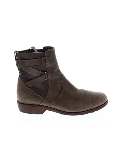 Pre-owned Teva Ankle Boots In Gray