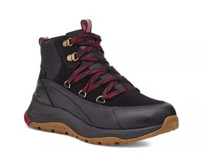 Teva Auroris Hiking Boot In Black