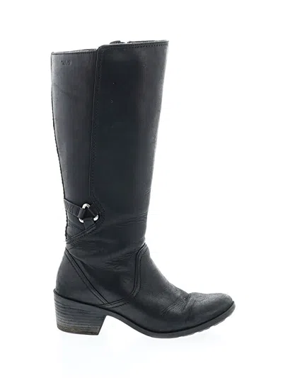 Pre-owned Teva Boots In Black