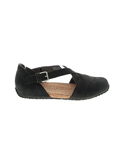 Pre-owned Teva Flats In Black