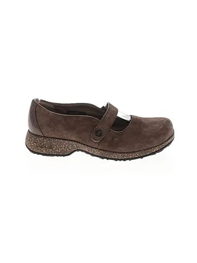 Pre-owned Teva Flats In Brown