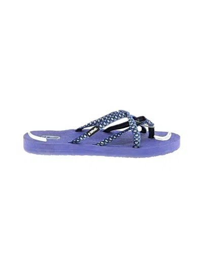 Pre-owned Teva Flip Flops In Blue