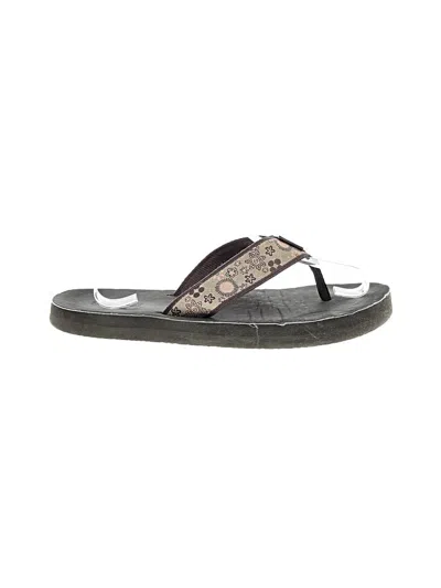 Pre-owned Teva Flip Flops In Gray