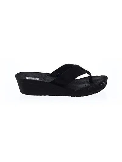 Pre-owned Teva Sandals In Black