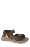 Teva Zymic Sandal In Desert Palm/red Rock