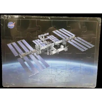 Texas Toy Distribution 12 X 9 In. Nasa International Space Station Wood Puzzle - 24 Piece