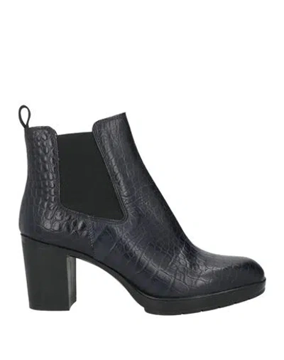 Tf Sport Woman Ankle Boots Navy Size 6 Leather
