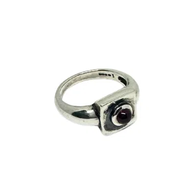Tg-jewellery By Tamara Gervasio Women's Silver / Red The Cube Sterling Silver Ring With Garnet Cabochon