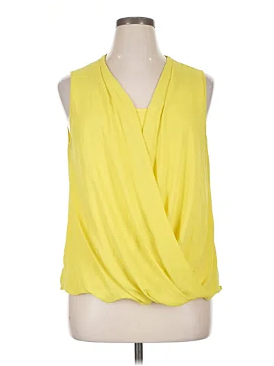 Pre-owned Thalia Sodi Sleeveless Blouse In Yellow