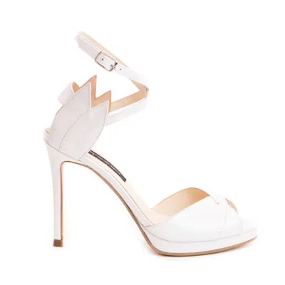 The 5th Element Women's Pearl White Flowers Sandal