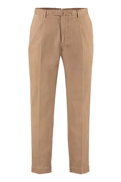 The (alphabet) The Alphabet Stretch Cotton Chino Trousers For Men In Brown