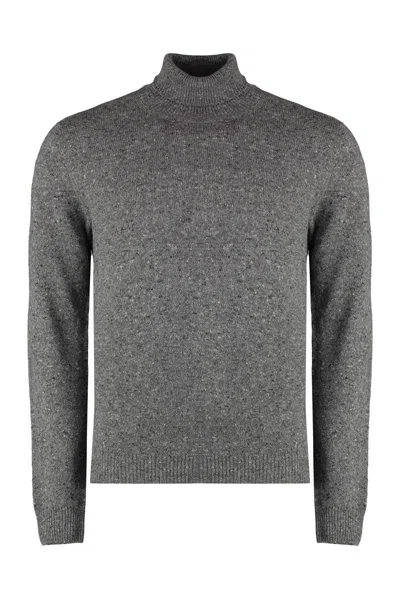 The (alphabet) The (knit) - Cashmere Blend Turtleneck Sweater In Grey