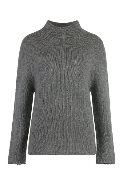 The (alphabet) The (knit)