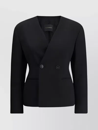 THE ANDAMANE DOUBLE-BREASTED JACKET WITH V-NECK DETAIL