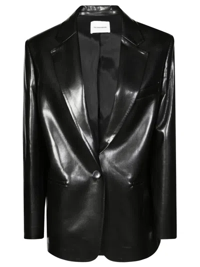 THE ANDAMANE TAILORED BLACK BLAZER WITH CLASSIC LAPEL AND STRUCTURED FIT