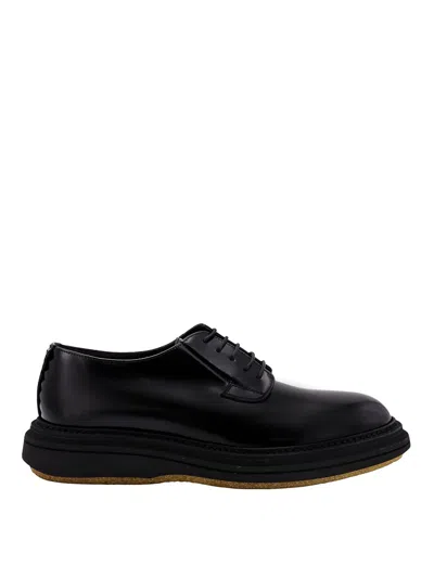 The Antipode Derby Shoes In Negro