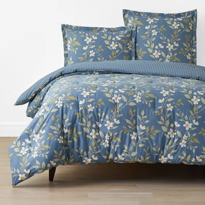The Company Store Garden Mist Classic Cool Cotton Percale Reversible Comforter In Floral/stripe Smoke Blue