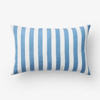 The Company Store Indoor/outdoor Toss Pillow In Blue/white