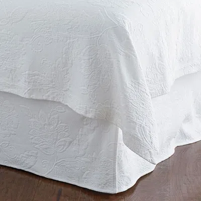 The Company Store Putnam Cotton Matelassé 18 In. Drop Bed Skirt In White