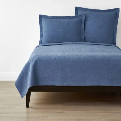 The Company Store Putnam Cotton Matelassé Coverlet In Blue