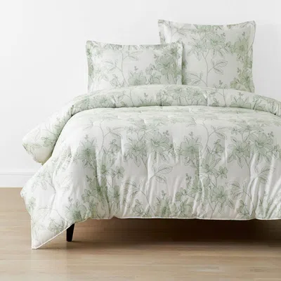 The Company Store Spring Vine Classic Smooth Sateen Comforter In Green/ivory