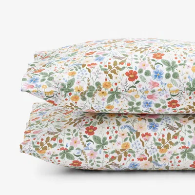 The Company Store Strawberry Fields Classic Cool Cotton Percale Pillowcase Set In White