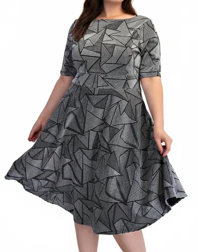 The Curve La Plus Size Lurex Knit Short Sleeve Midi Dress With Pockets In Black/silver In Gray
