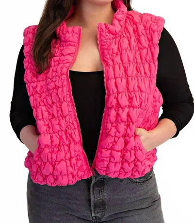 The Curve La Plus Size Quilted Puffer Vest In Hot Pink