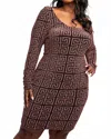 The Curve La Plus Size Scoop Neck Short Dress In Fushia/black In Brown