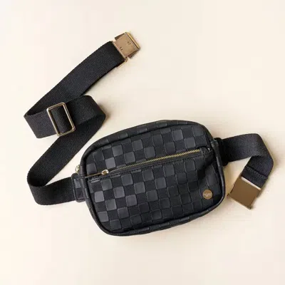 The Darling Effect Women's Urban Belt Bag In Black