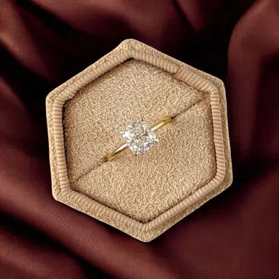 Pre-owned The Diamond Edit 1.5 Cts Cushion Lab Grown Diamond 18k Yellow Gold Wedding Ring Size 52