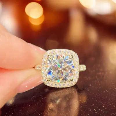 Pre-owned The Diamond Edit 2.8 Cts Cushion Cut Lab Grown Diamond 14k Yellow Gold Ring Size 8