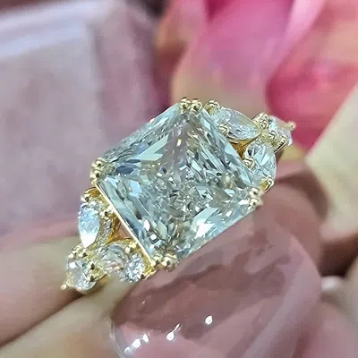 Pre-owned The Diamond Edit 3.4 Cts Radiant Cut Lab Grown Diamond 14k Yellow Gold Ring Size 52