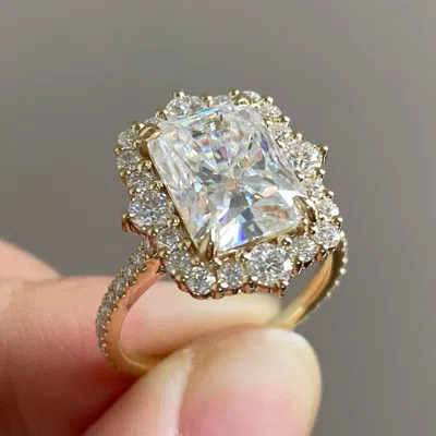 Pre-owned The Diamond Edit 3.90 Cts Radiant Lab Grown 14k Yellow Gold Diamond Engagement Ring Size 52