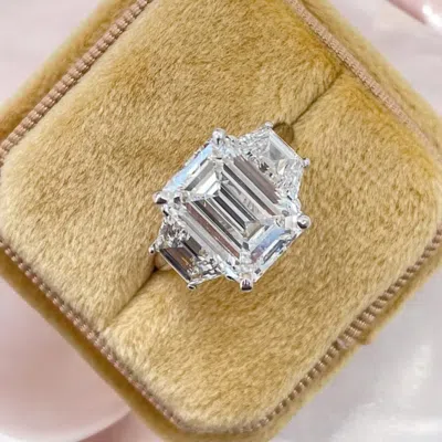 Pre-owned The Diamond Edit 6.80 Cts Lab Grown Emerald Diamond 18k White Gold Wedding Ring Size 52