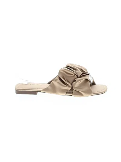 Pre-owned The Drop Sandals In Brown