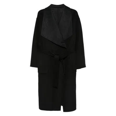 The Dynamis Studio Coats In Black