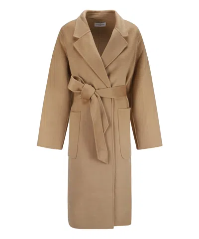 The Dynamis Studio Milan Coat In Beige