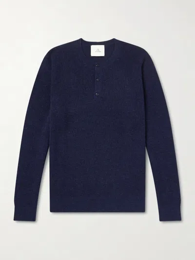 The Elder Statesman Waffle-knit Cashmere Henley Sweater In Blue