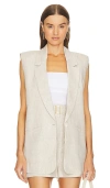 The Femm Key Vest In Natural