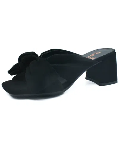 The Flexx Francys Suede Sandal