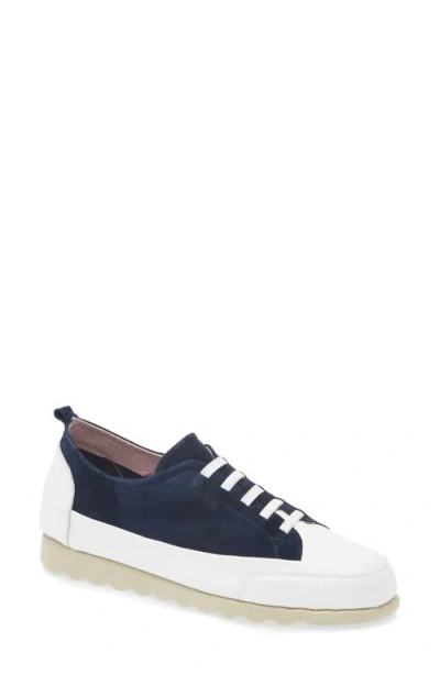 The Flexx Lena Slip-on Sneaker