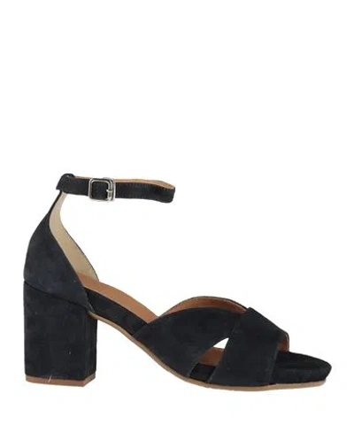 The Flexx Woman Sandals Navy Size 8.5 Leather