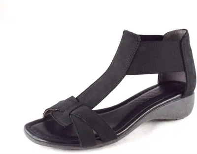 The Flexx Women's Band Together Gladiator Sandal In Black