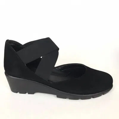 The Flexx Women's Get Back Cross Band Suede Sandals In Black