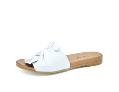 The Flexx Women's Knotty Slippers In White