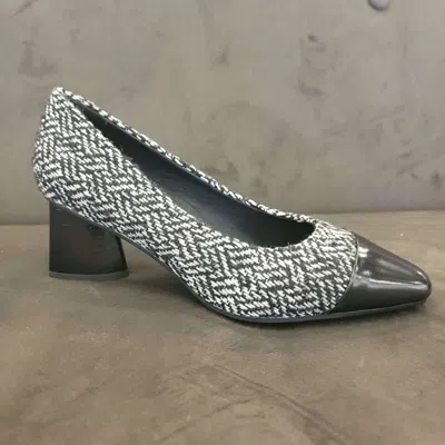 The Flexx Women's Miley Pump Shoe In Black/white