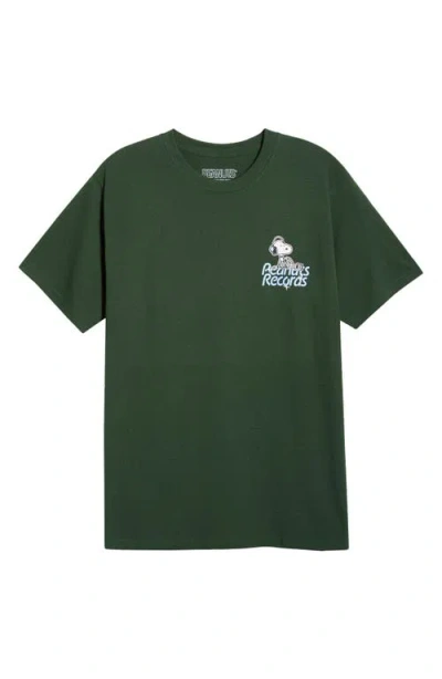 The Forecast Agency Peanuts® Records Cotton Graphic T-shirt In Green